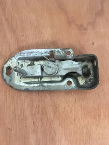 Slide Door Retainer Plate LHD