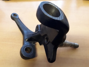 T2 Bay Stub Axle/Steering Knuckle VW 211405311F