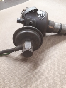 Genuine Bosch VJU4BR8 Distributor